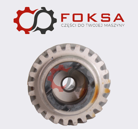 Wałek zębaty pompy hydraulicznej